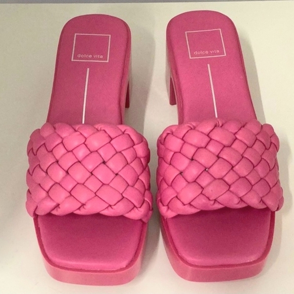 Dolce Vita Shoes - Dolce Vita Fuchsia Braided Mules S8ze 7 Nwot.